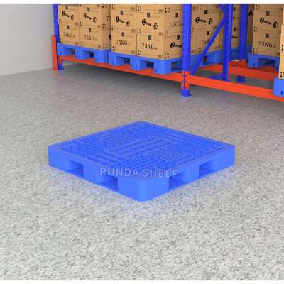 Warehouse storage plastic pallet